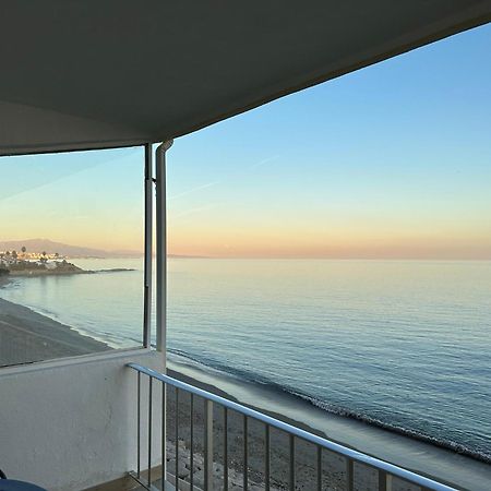 Beachfront, Top Floor Corner 2-Bed, Estepona Paseo Apartment ภายนอก รูปภาพ